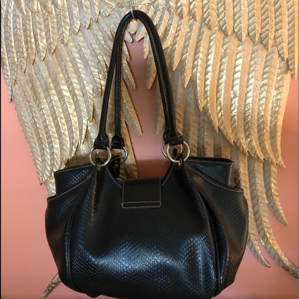 Purses - Picture 2 of 4